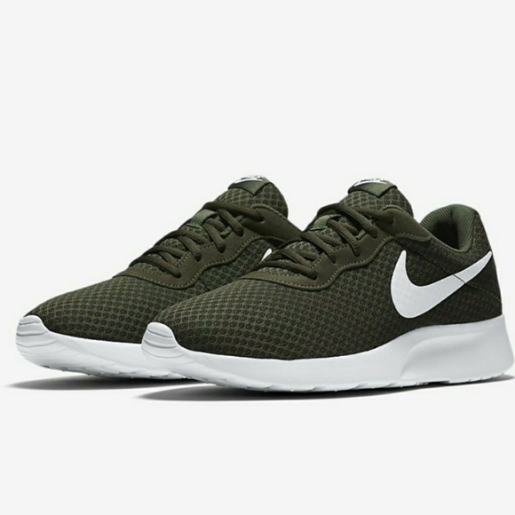 nike tanjun black size 3 nike tanjun black size 3